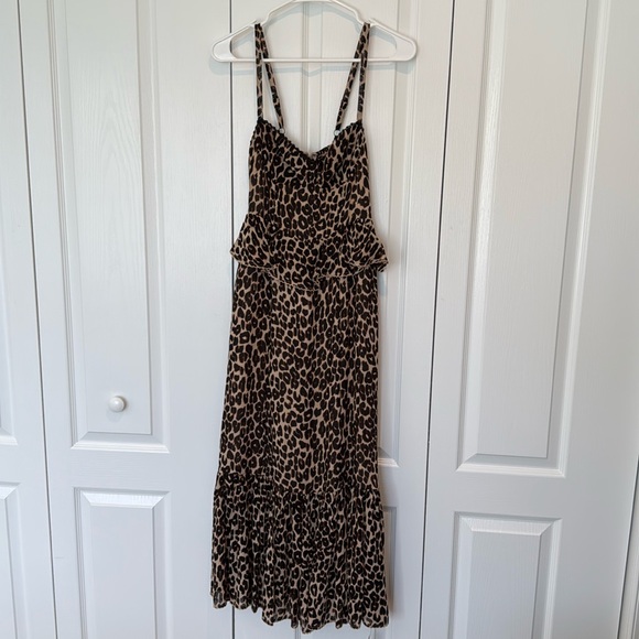 Reformation Felda Dress— buy now— SOLD OUT ONLINE!! NWT - Picture 2 of 7